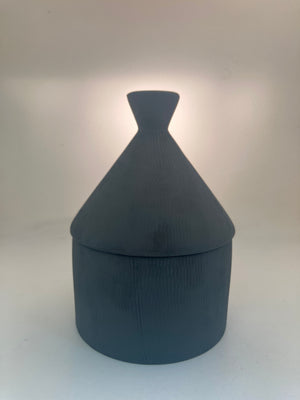 
                  
                    Load image into Gallery viewer, Ceramic Nordic Candle with cap (unscented)
                  
                