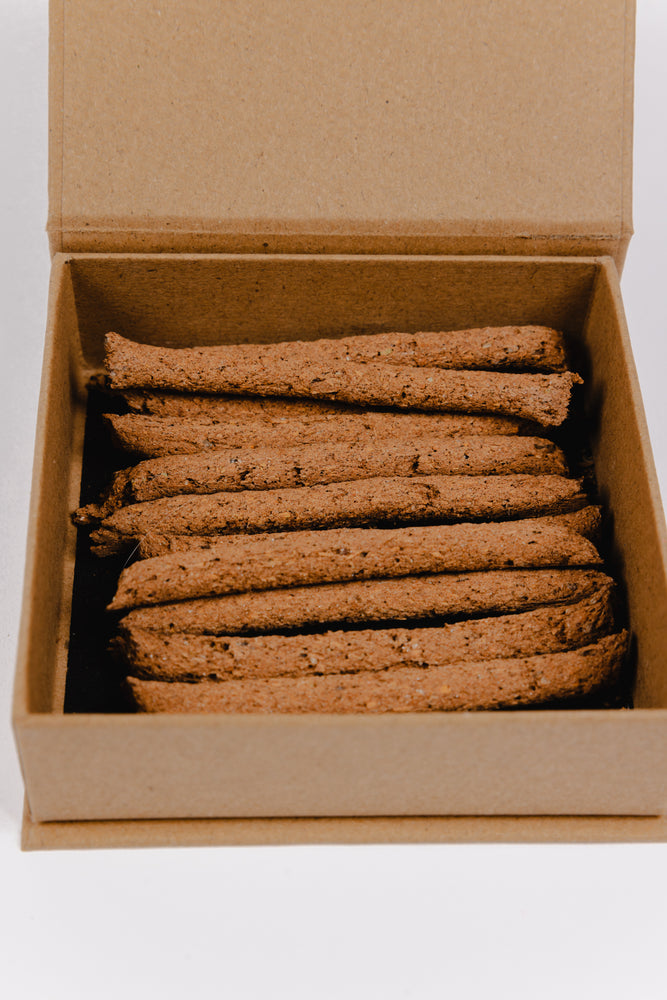 
                  
                    Load image into Gallery viewer, vars oblivion -silver box- limited incense sticks
                  
                